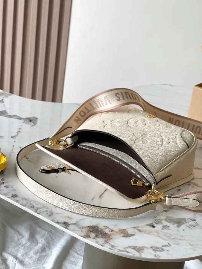 DIANE Handbag M46388 White Dynamic Chip Version