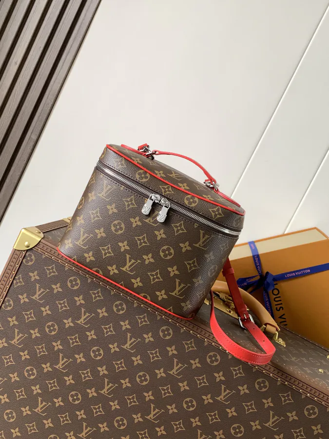 Nice BB Cosmetic Bag Monogram Canvas with Leather Trim