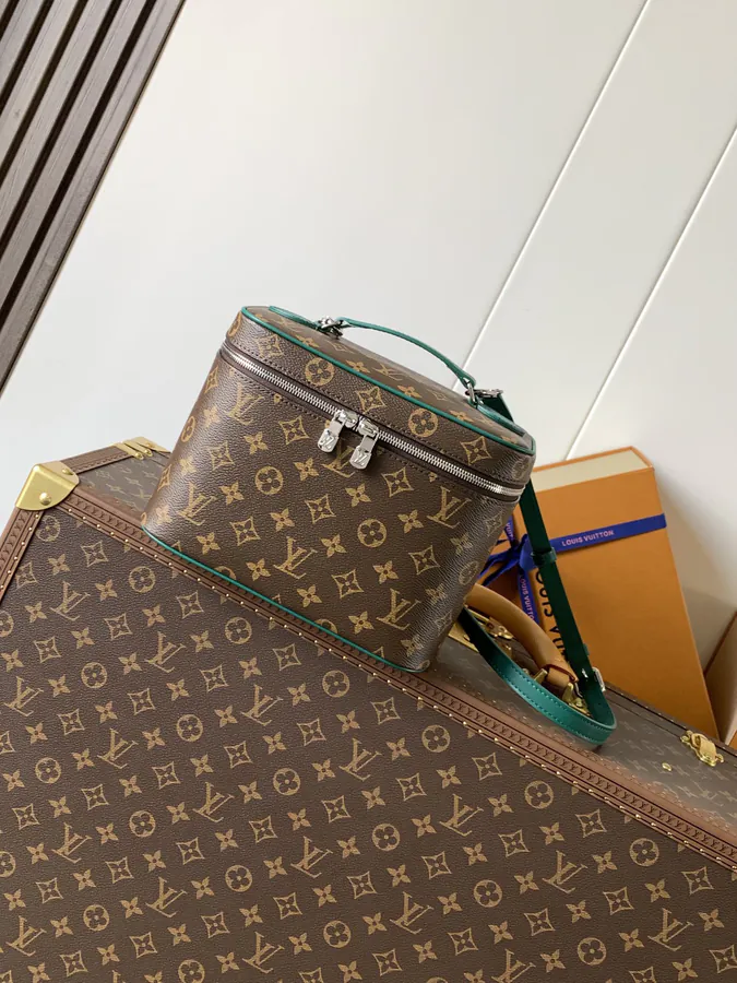 Nice BB Cosmetic Bag in Monogram Canvas