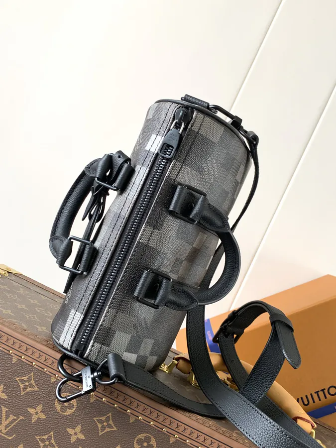Pharrell Williams Keepall Bandoulière 25 Handbag