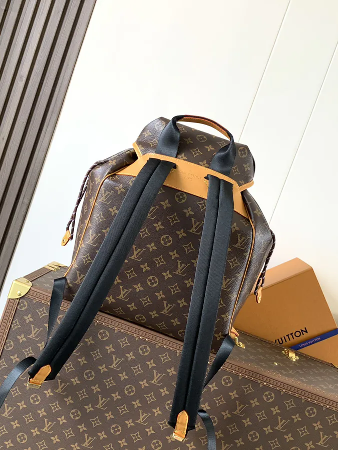 Montsouris Cargo Backpack Classic and Practical with Monogram Pattern