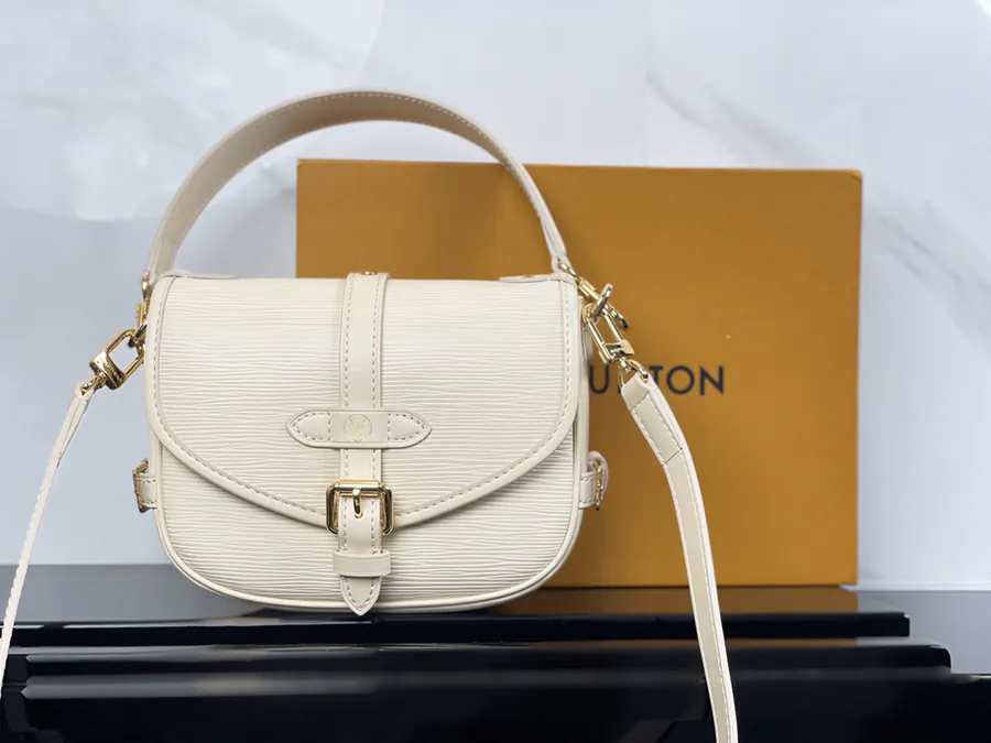 SAUMUR BB Handbag in White