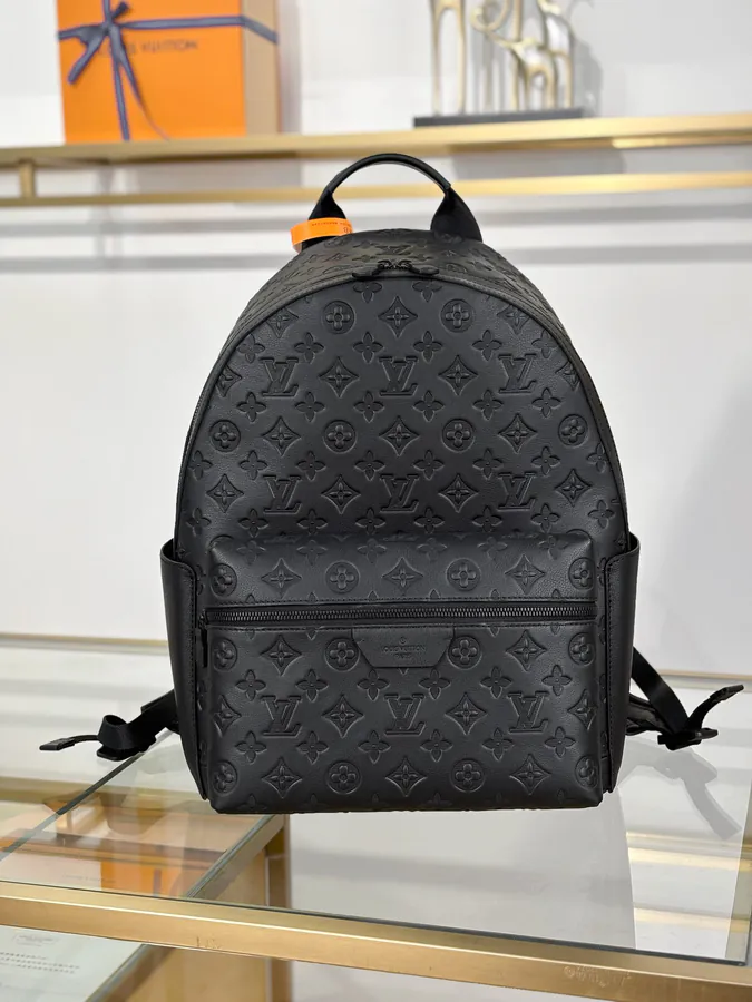 DISCOVERY Backpack with Premium MB Chip