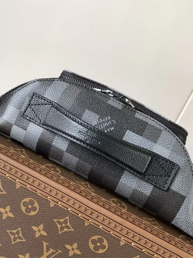Rush Bucket Bag with Damier Pattern in Damoflage Black