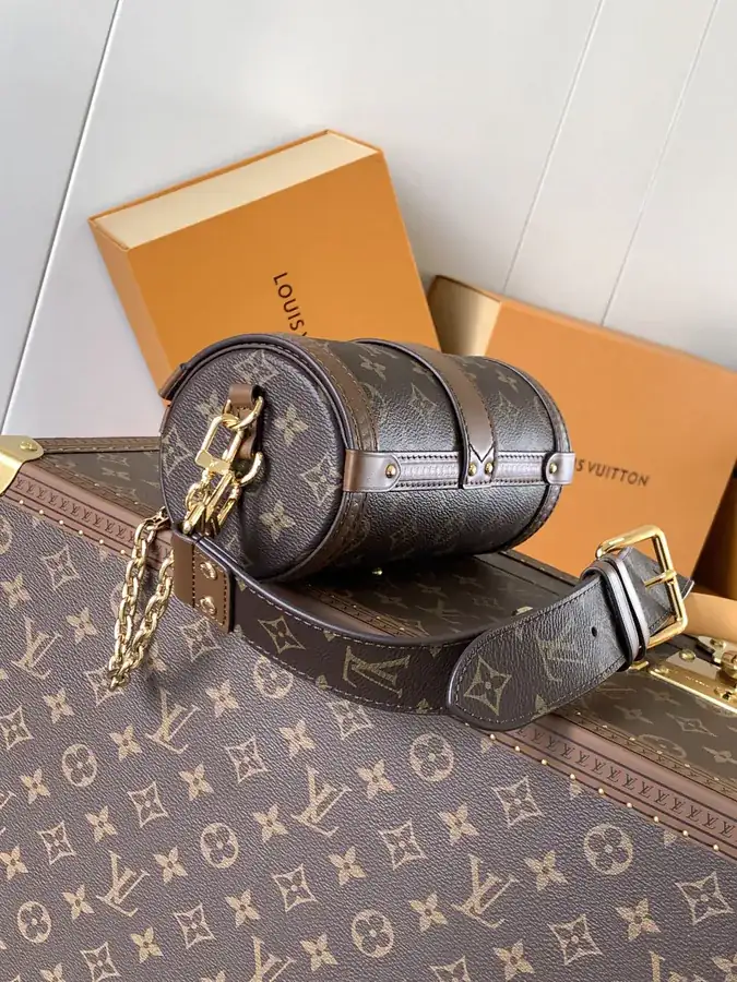 Papillon Trunk Bucket Bag with Lock and Chain
