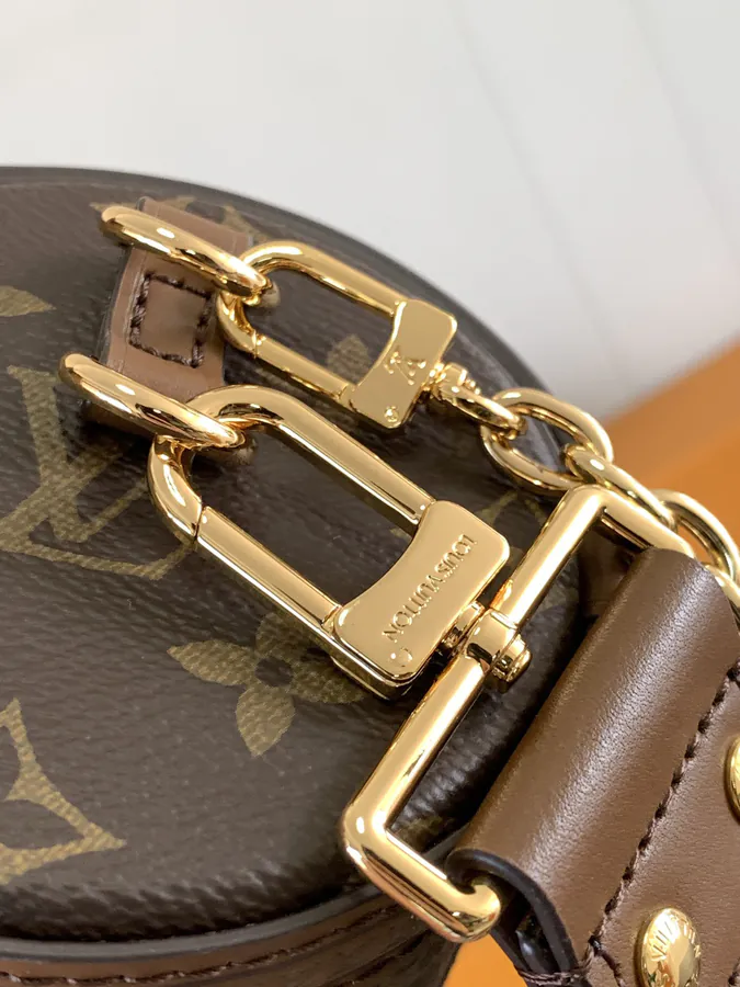 Papillon Trunk Bucket Bag with Lock and Chain