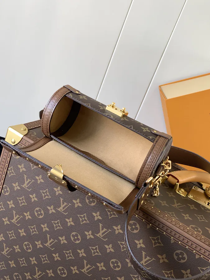 Papillon Trunk Bucket Bag with Lock and Chain