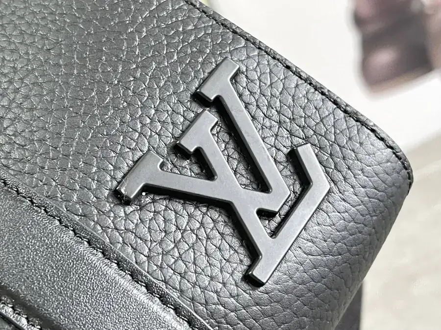 City Keepall Handbag in Grained Calfskin
