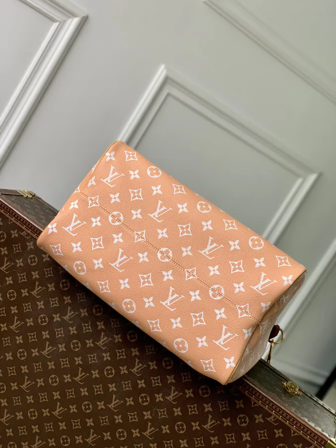 Pharrell Williams Speedy P9 Bandoulière 40 in Pink
