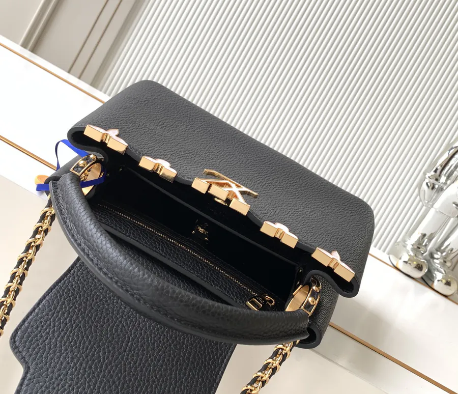 Capucines Flower Crown Bucket Bag Black and White