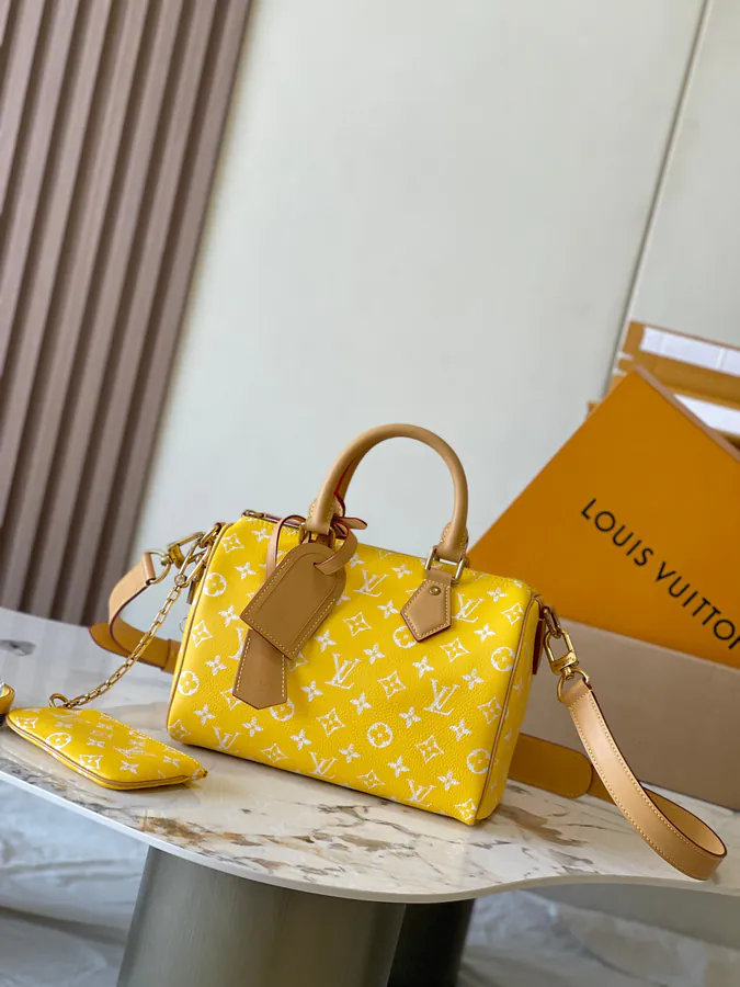 Pharrell Williams Bandouliere 25 Handbag
