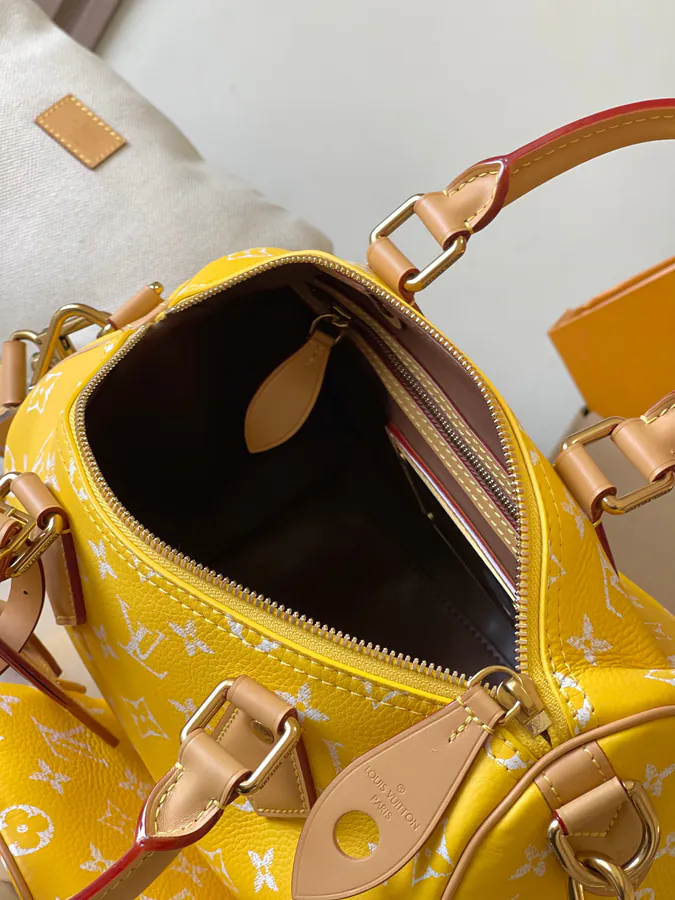 Pharrell Williams 2024 Autumn Winter Bandouliere 25 Handbag