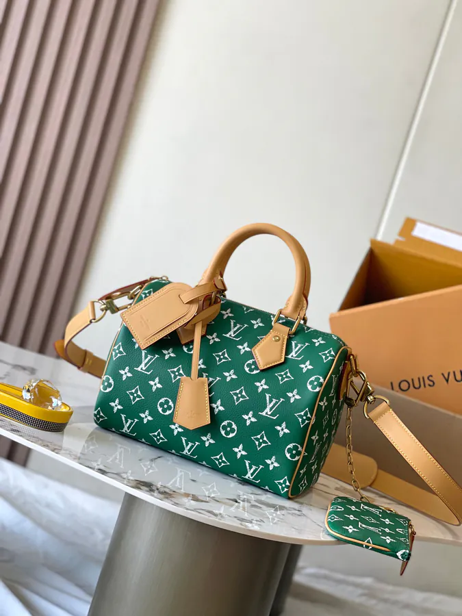Pharrell Williams Bandouliere 25 Handbag From Paris to Virginia 2024 Autumn Collection