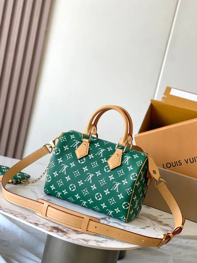 Pharrell Williams Bandouliere 25 Handbag From Paris to Virginia 2024 Autumn Collection