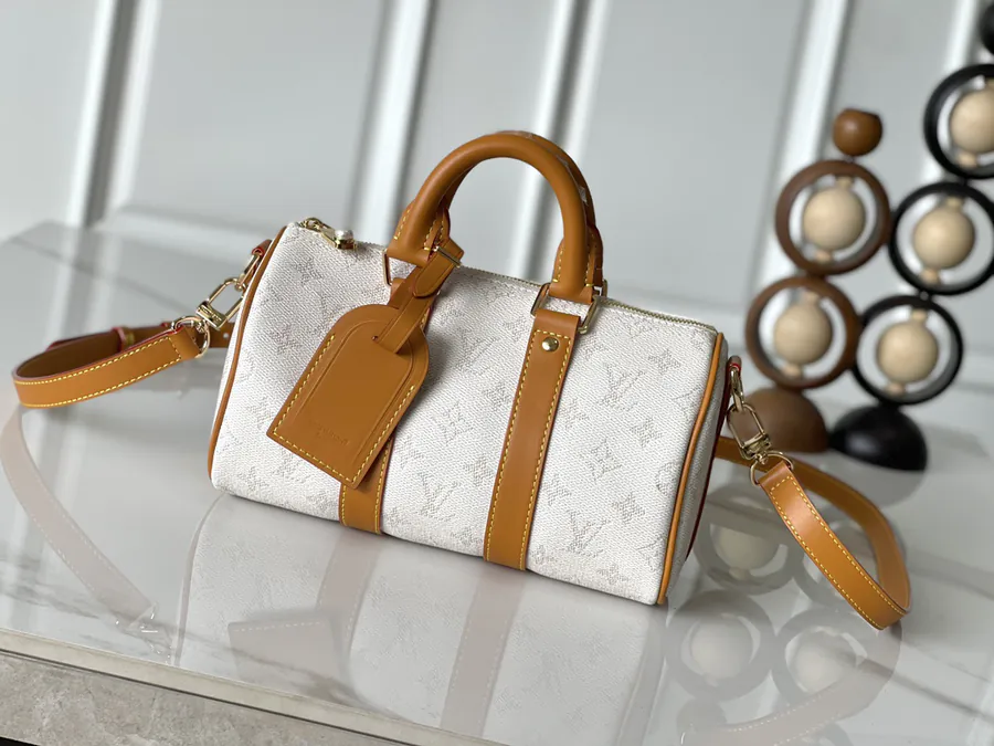 Pharrell Williams Keepall Bandoulière 25 Handbag in White and Blue