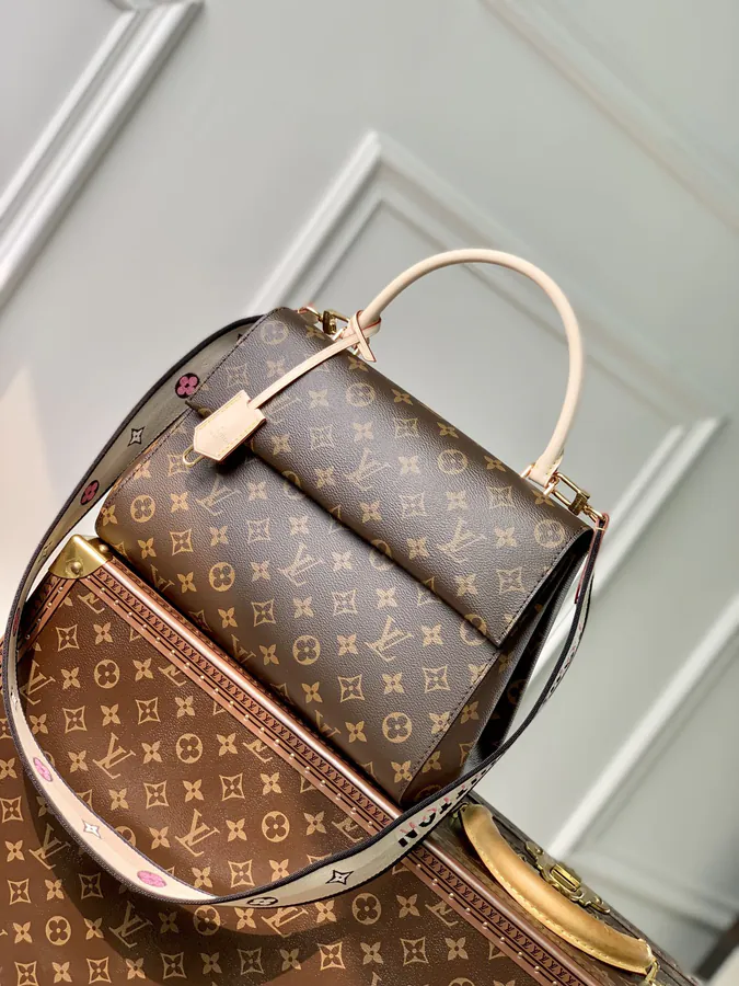 U MM Bag M46053 Classic Structured Handbag