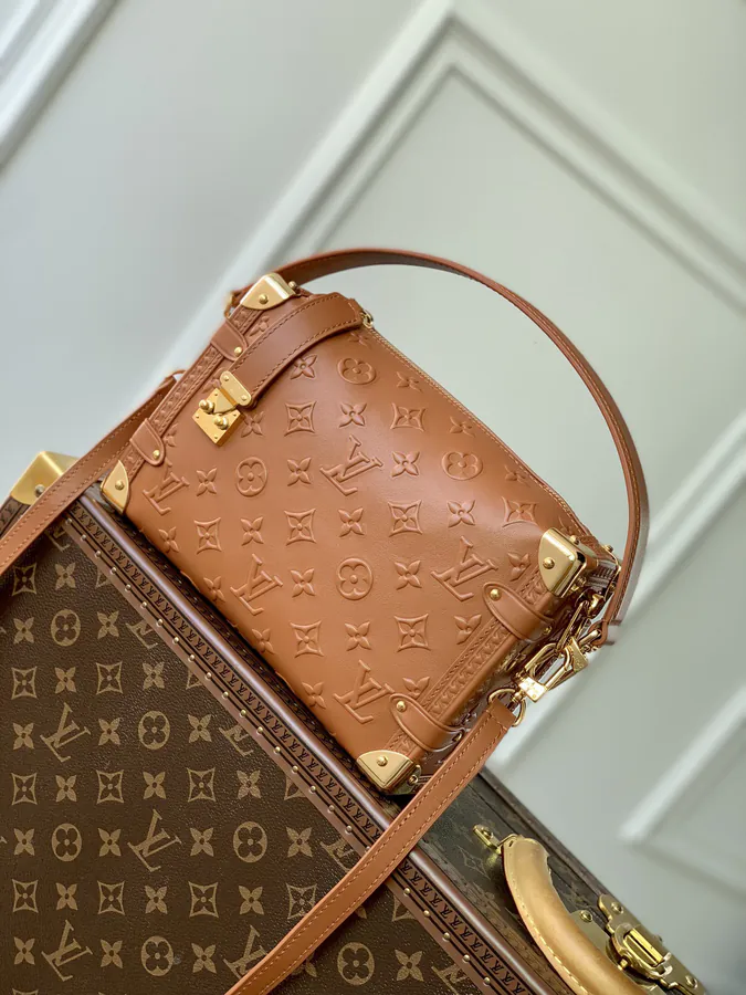 Nicolas Ghesquière Side Trunk Handbag in Full Leather Brown