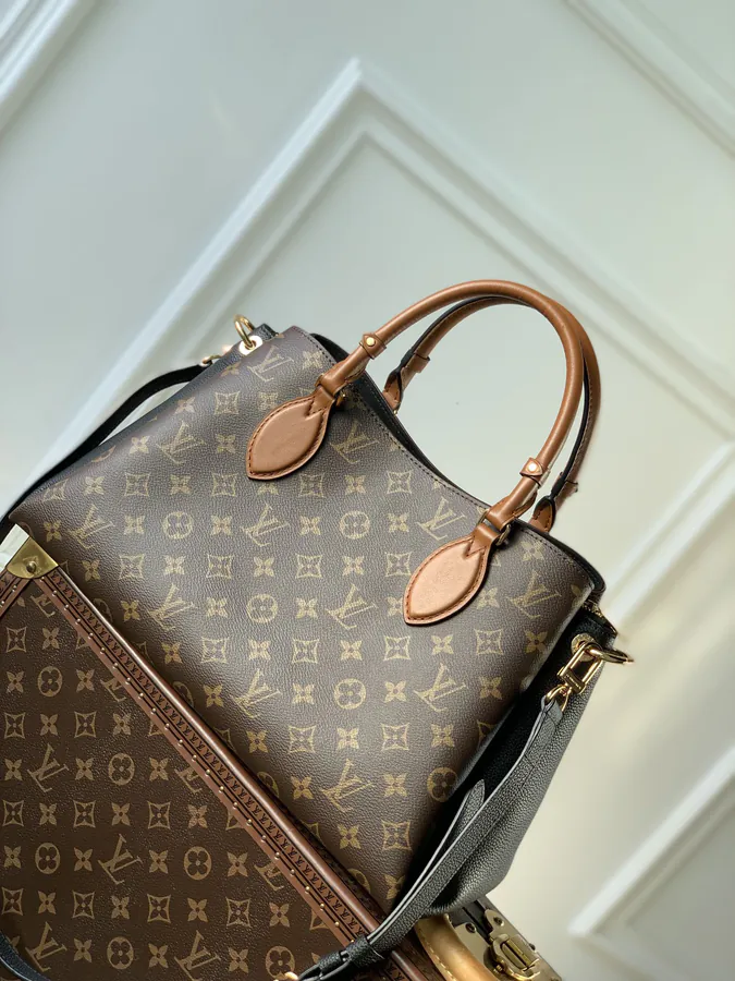 Vendome Medium Handbag 2012 Pallas Design
