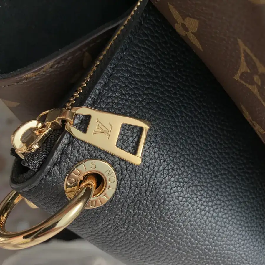 Vendome Medium Handbag 2012 Pallas Design