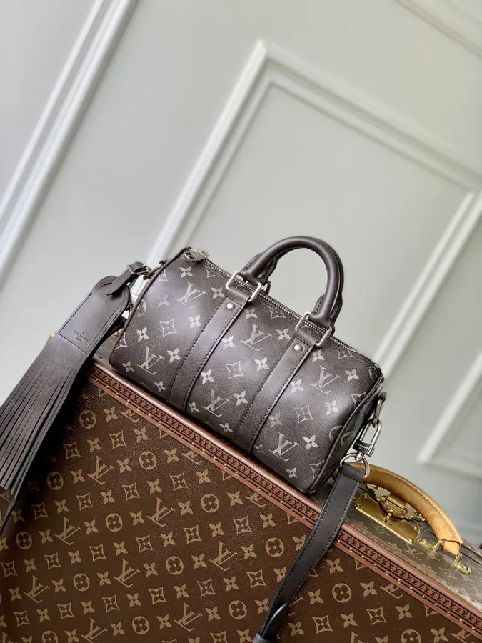 Pharrell Williams Keepall Bandoulière 25