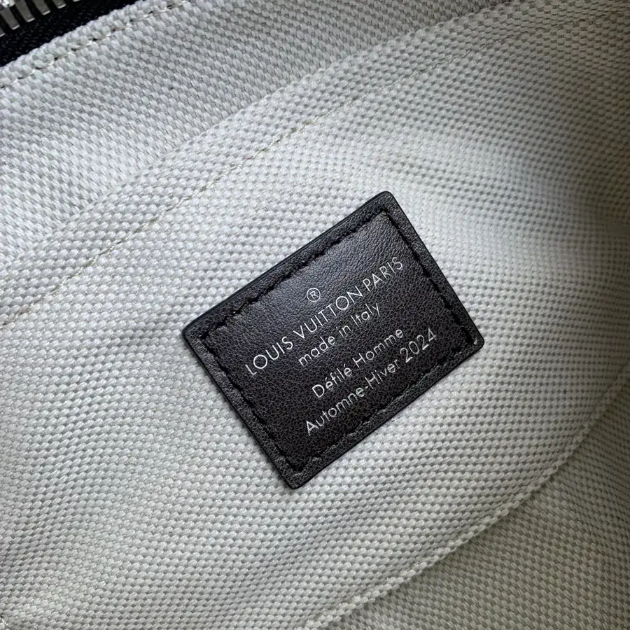 Pharrell Williams Keepall Bandoulière 25