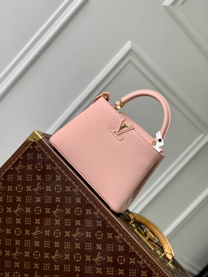 Capucines Small Handbag