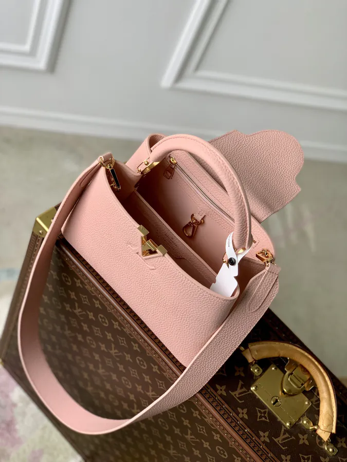 Capucines Small Handbag