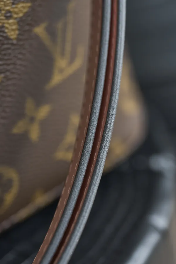 NÉONOÉ Midsize Handbag #M44022