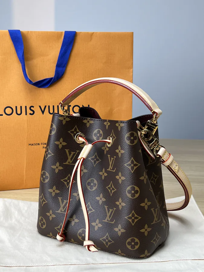Néonoé Bucket Bag Medium Size