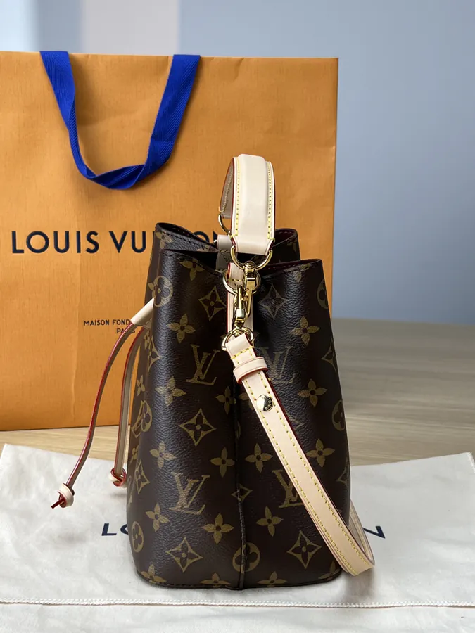 Néonoé Bucket Bag Medium Size