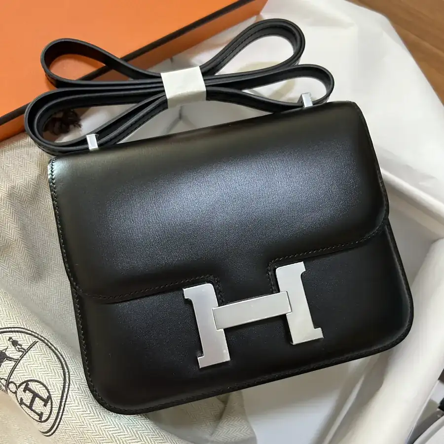 Custom Box Calfskin Coco 19 Black Silver