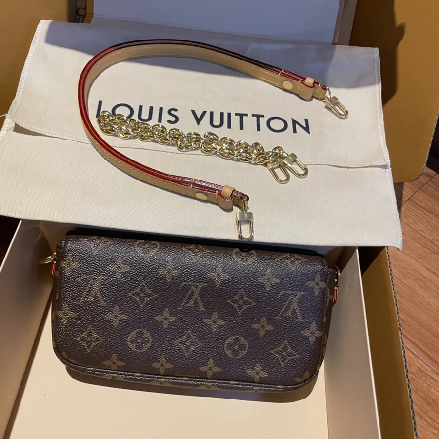 Ivy Wallet in Monogram Canvas with Adjustable Straps