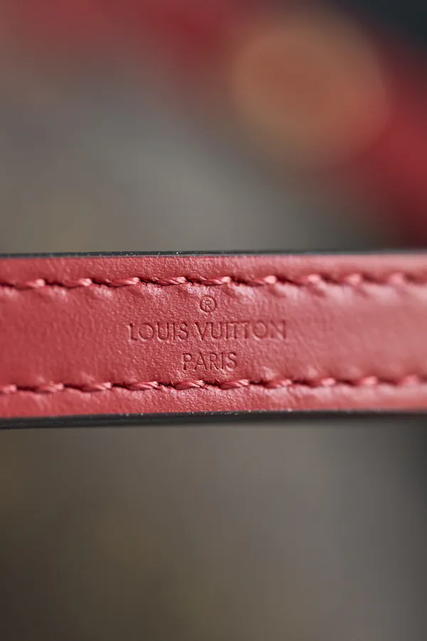 NÉONOÉ Midsize Handbag