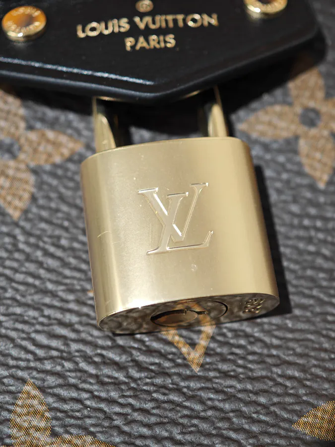 VANITY CHAIN POUCH Small Size