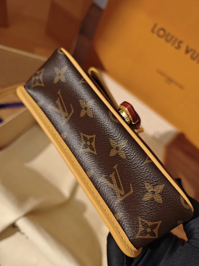 NANO DIANE Handbag