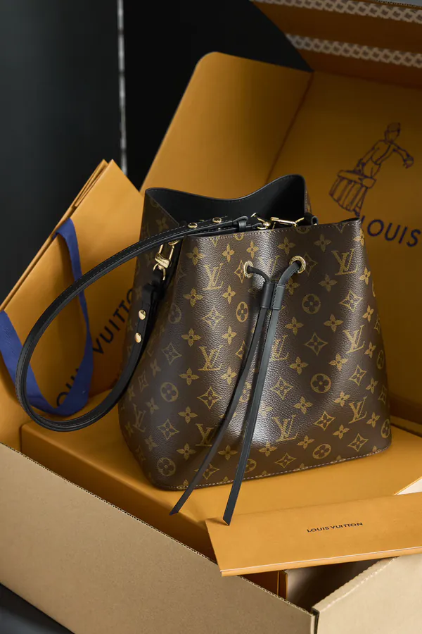 NÉONOÉ Midsize Handbag