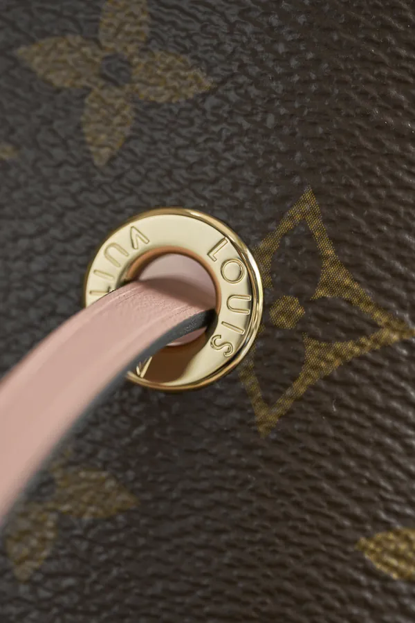 NÉONOÉ Medium Handbag