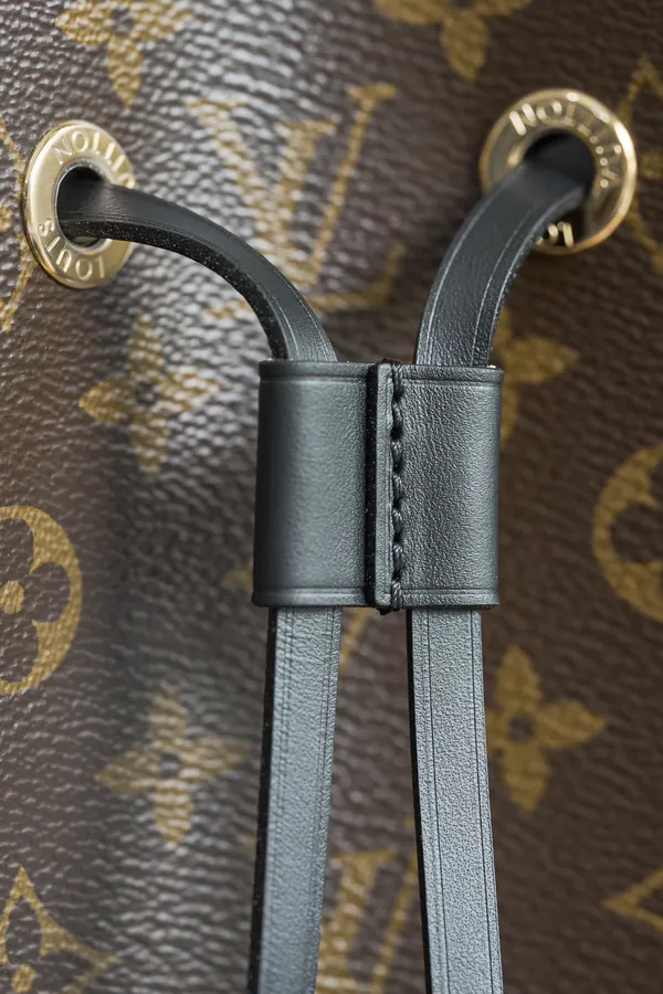 NÉONOÉ Midsize Handbag