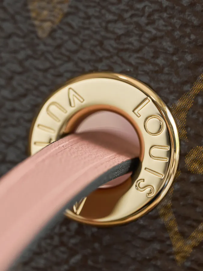 NÉONOÉ Medium Handbag