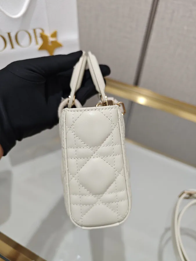 Lady D Joy Handbag in Cream