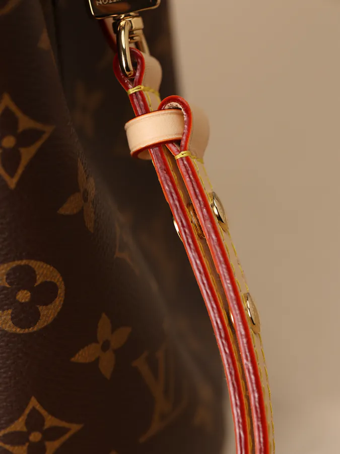 Néonoé Bucket Bag Medium