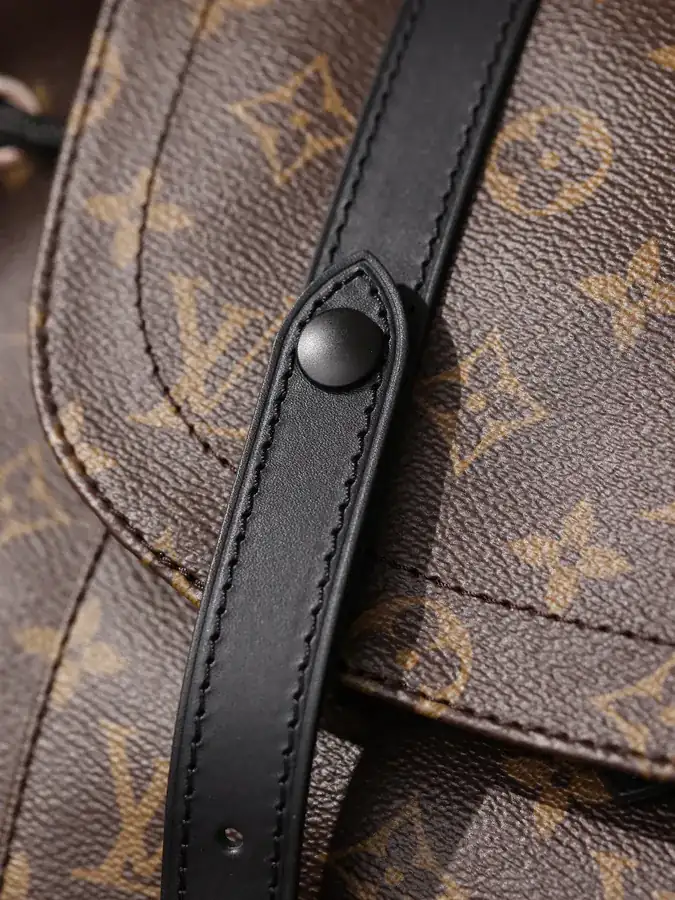 Christopher Midsize Backpack