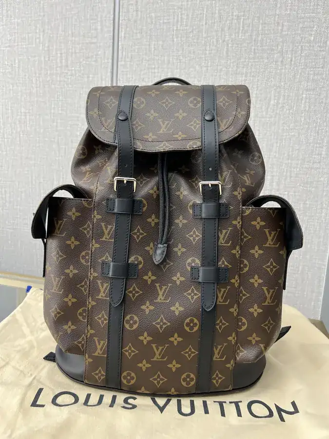 Christopher Midsize Backpack Unisex