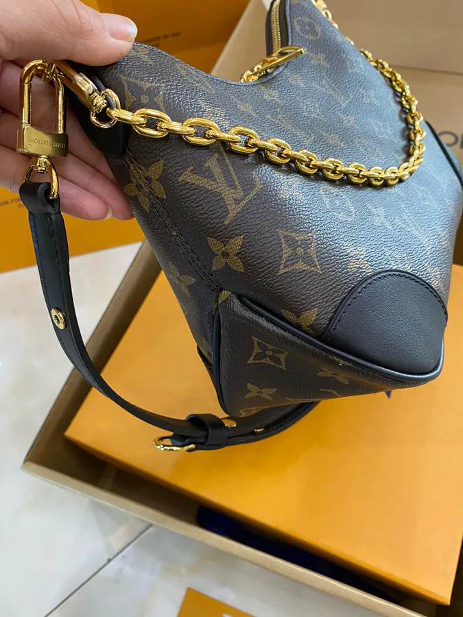 Authentic Luggage, Premium Quality, Vintage Style