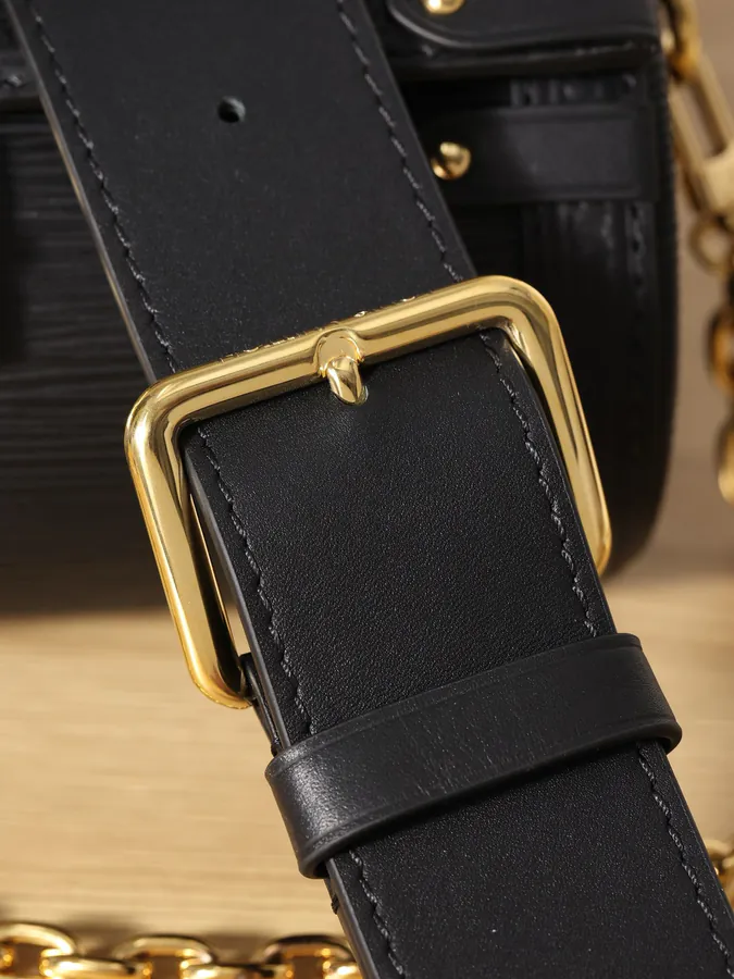 Papillon Trunk Bucket Bag