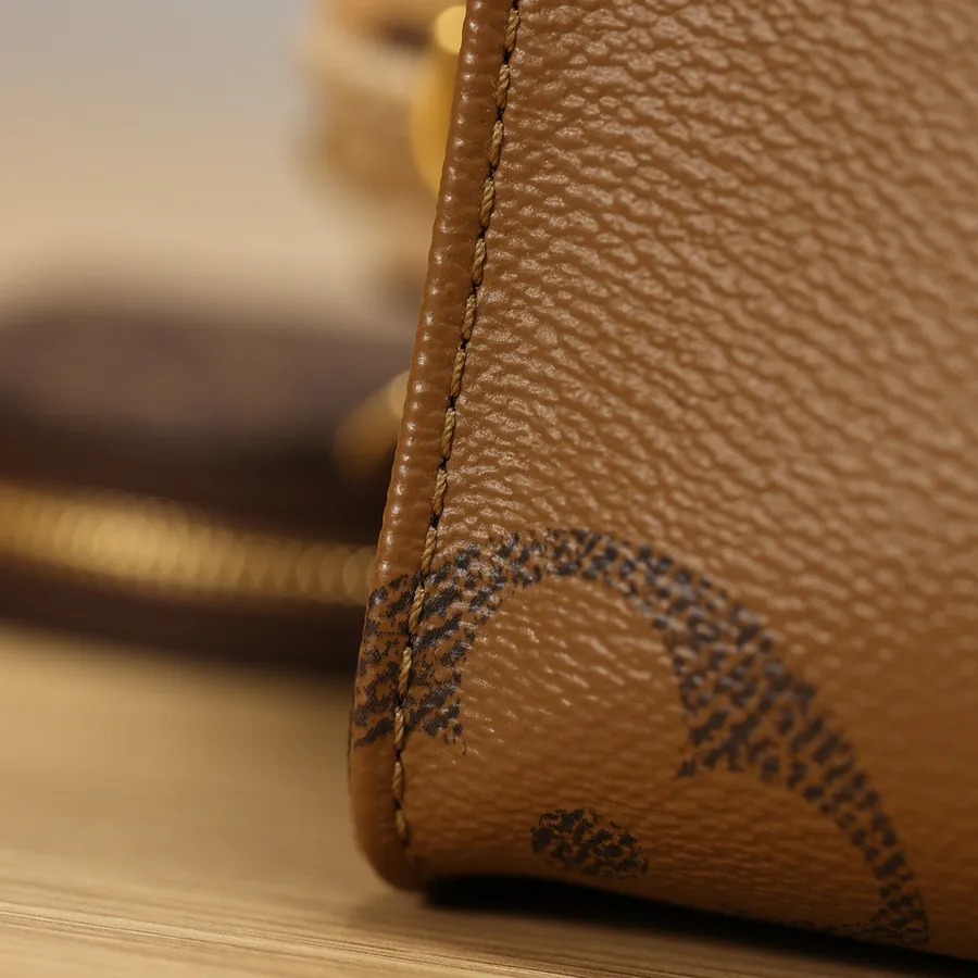 ONTHEGO Mini Handbag