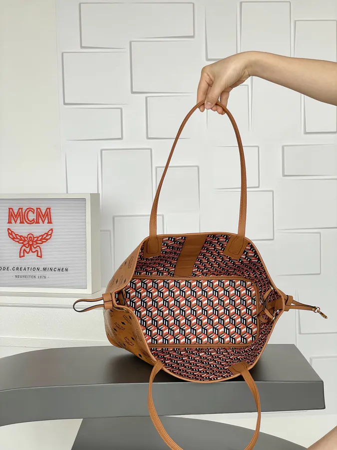 Visetos & Nappa Liz Bucket Bag Medium