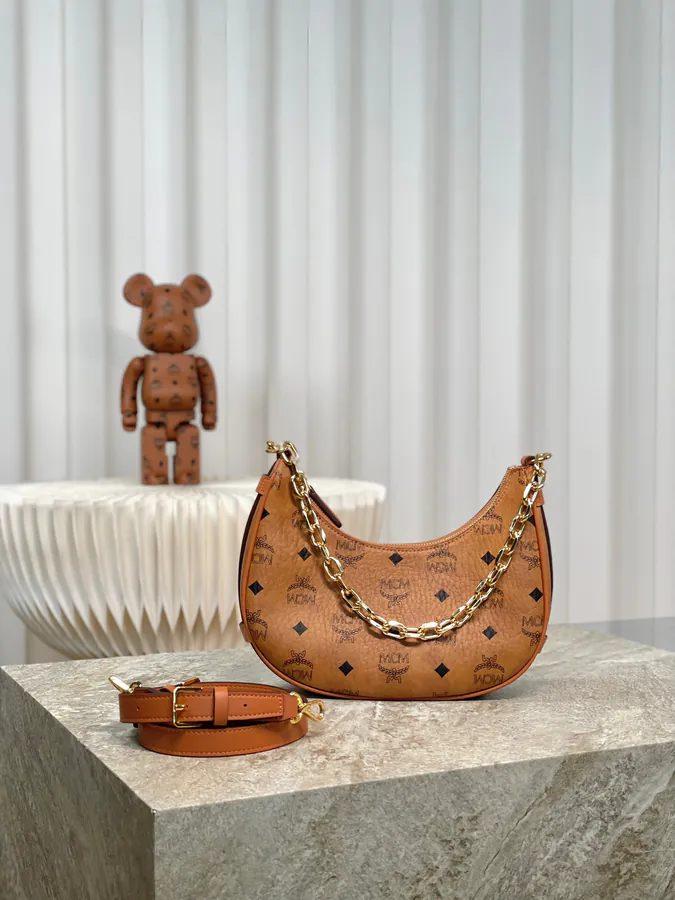 MCM Aren Hobo Half Moon Shape