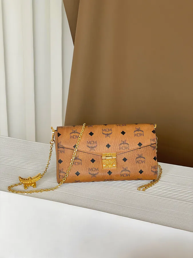 MCM Tracy Visetos Medium Classic Chain Envelope Bag