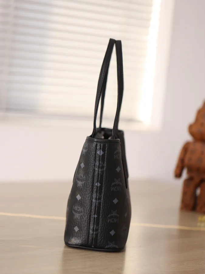 Mini P420 Classic MCM in Modern Minimalist Design